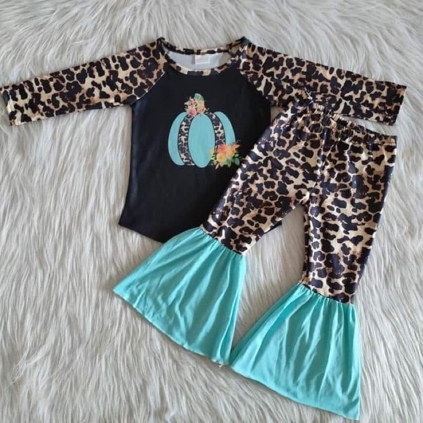 Pumpkin Princess Bells Set