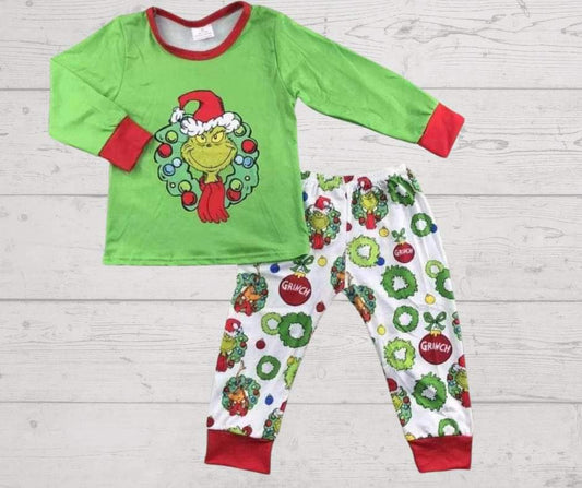 Wreathin’ around with the grinch green