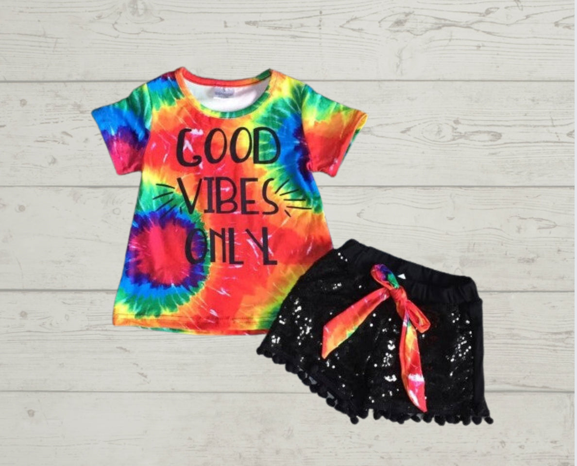 Good vibes Top & Sequin Pom Shorts