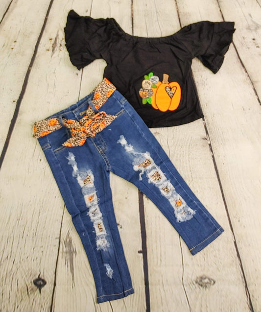 Ruffles, pumpkins and denim “oh my”